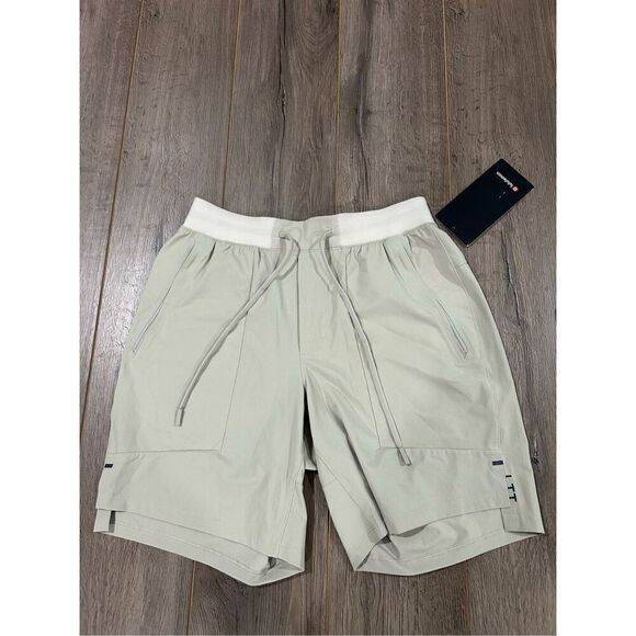 Lululemon License to Train short 7” LL - Picture 1 of 4